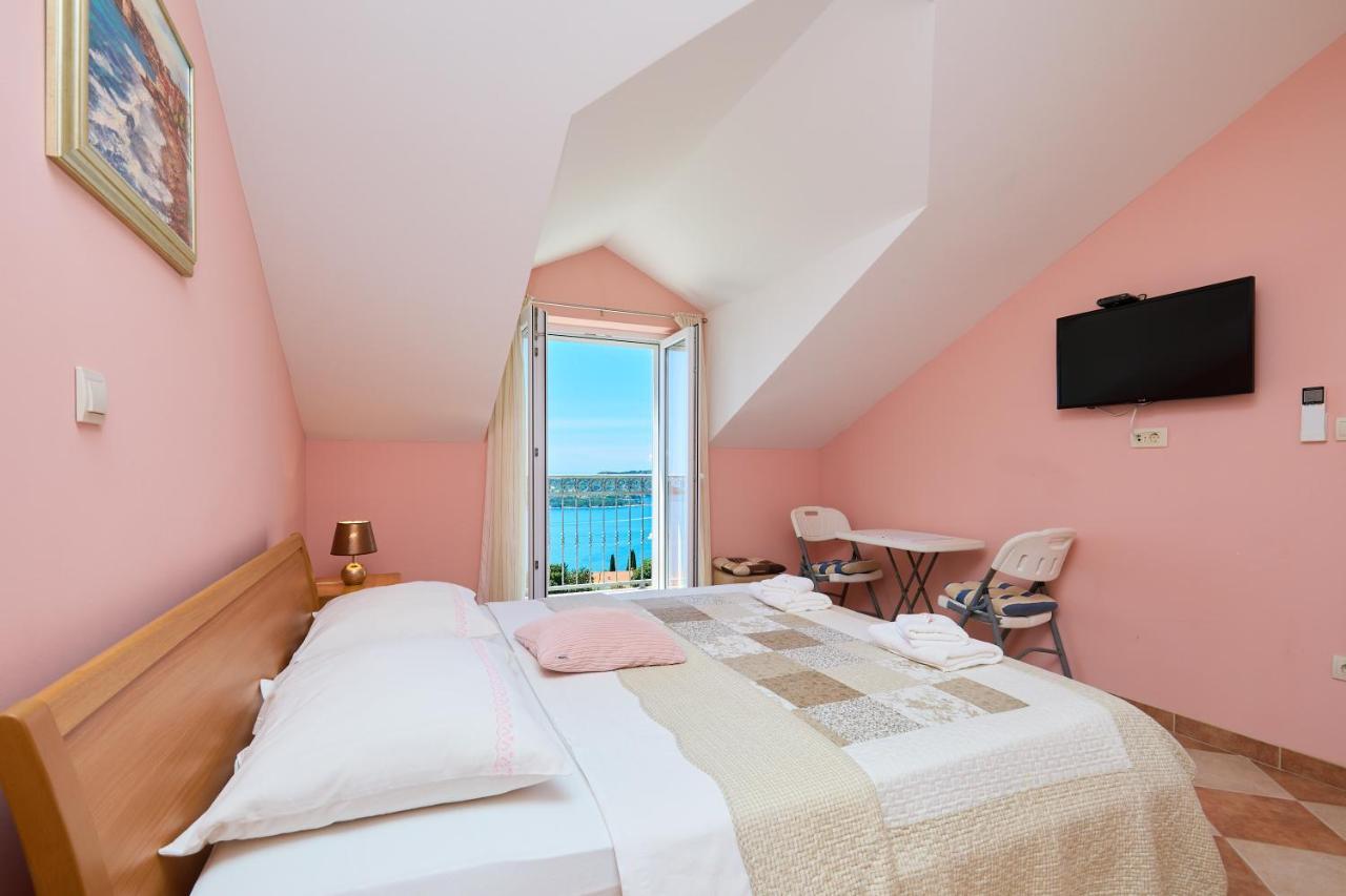 Helton Seaview Apartments Орашац Екстериор снимка