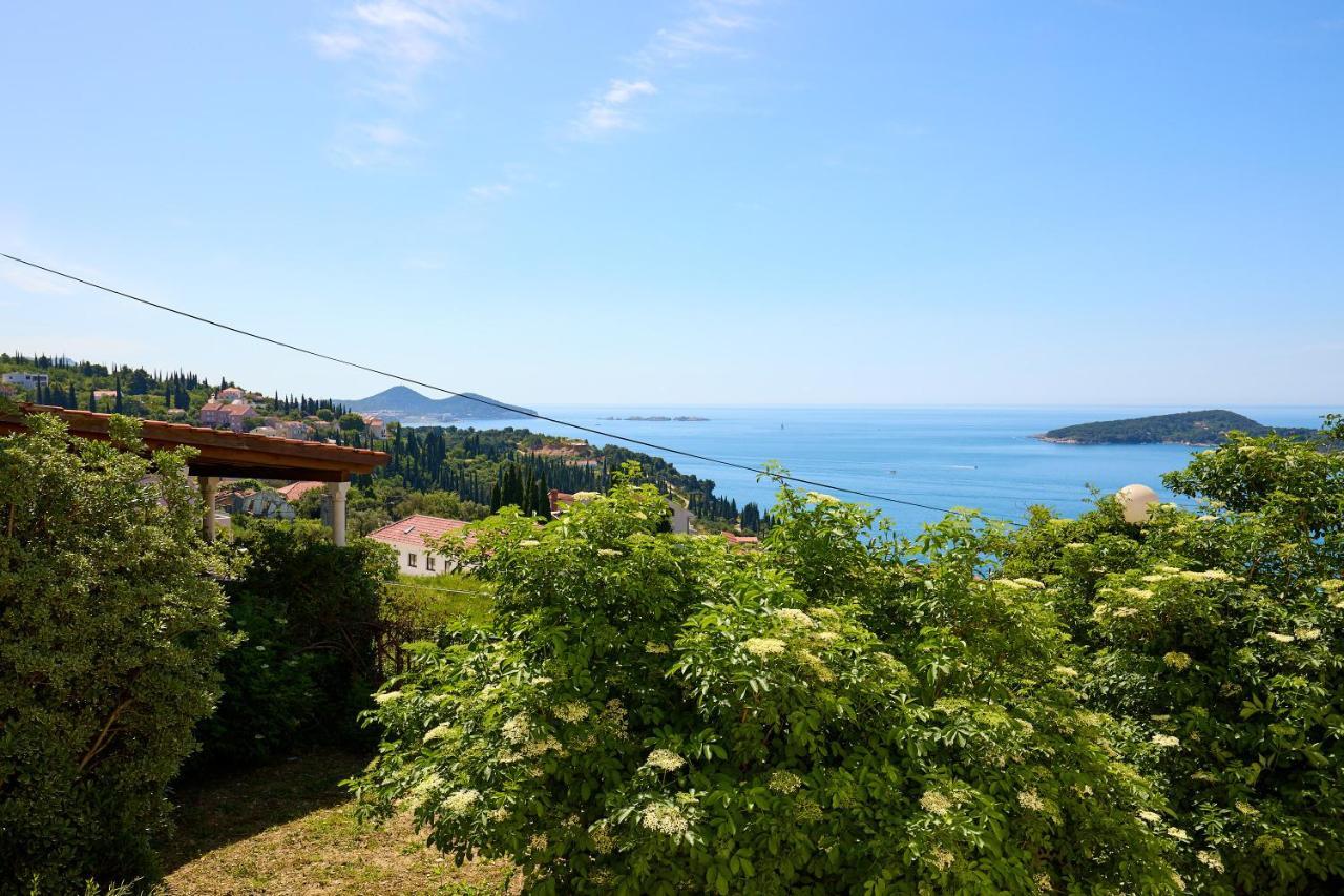 Helton Seaview Apartments Орашац Екстериор снимка